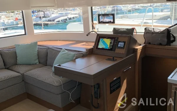 Lagoon 50 - Yacht Charter Sailica
