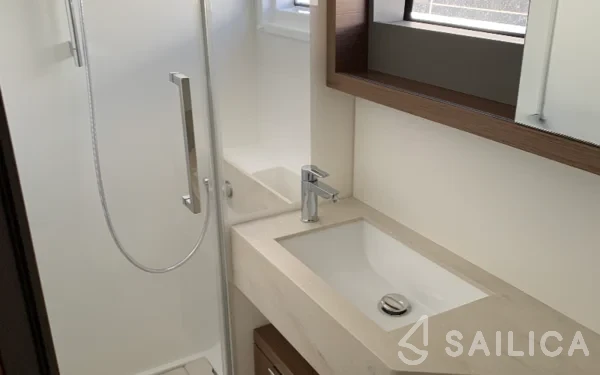 Lagoon 50 - Yacht Charter Sailica