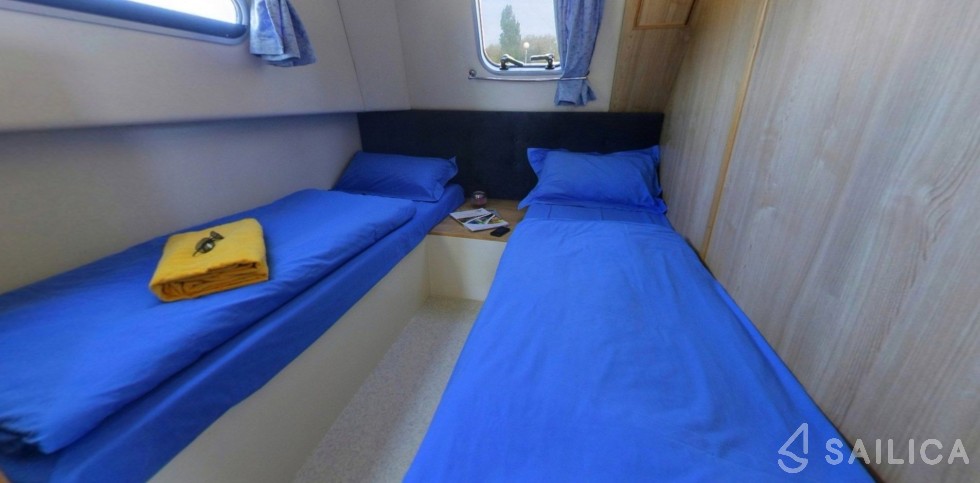 Le Boat Calypso - Yacht Charter Sailica