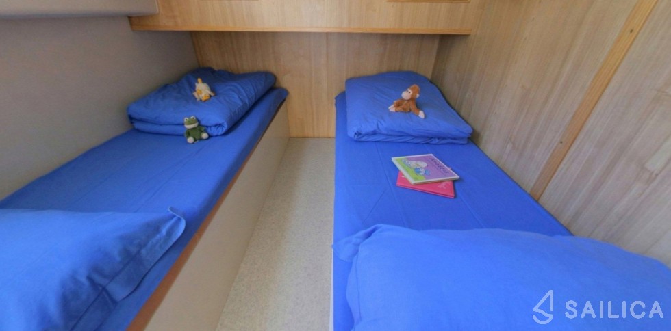 Le Boat Calypso - Yacht Charter Sailica