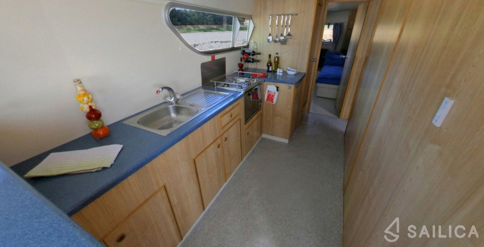 Le Boat Calypso - Yacht Charter Sailica