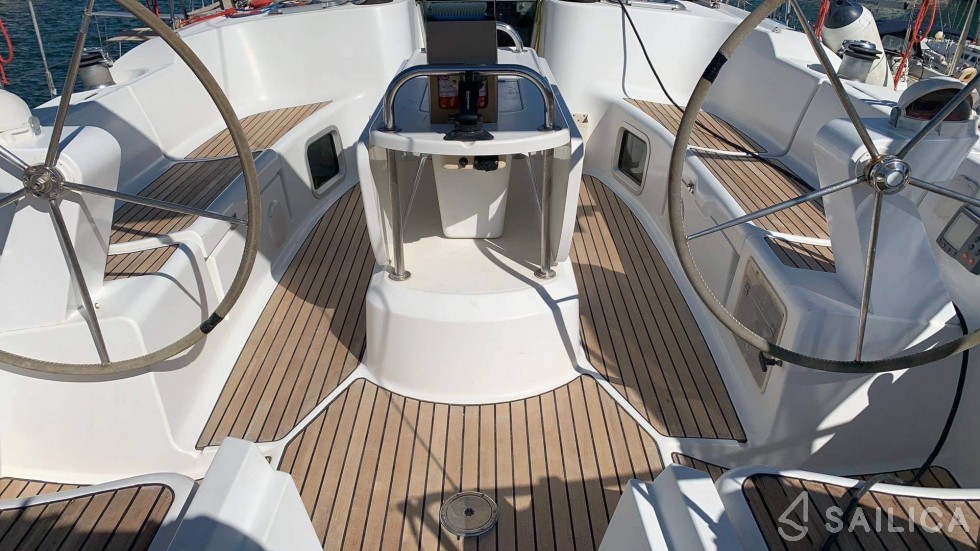 Sun Odyssey 45 - Yacht Charter Sailica