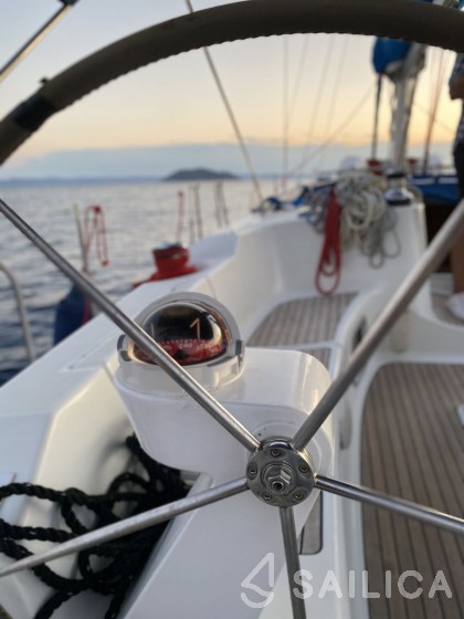 Sun Odyssey 45 - Yacht Charter Sailica
