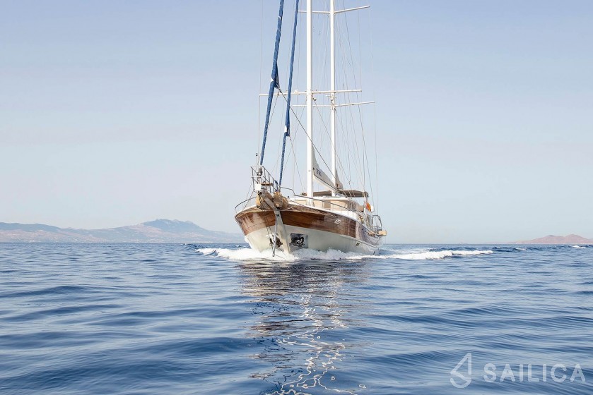 Gulet - Yacht Charter Sailica
