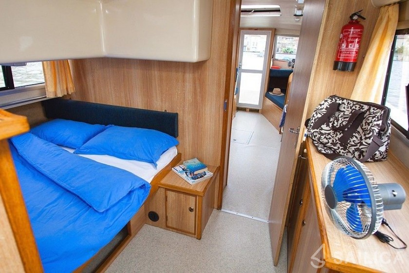 Le Boat Cirrus B - Yacht Charter Sailica