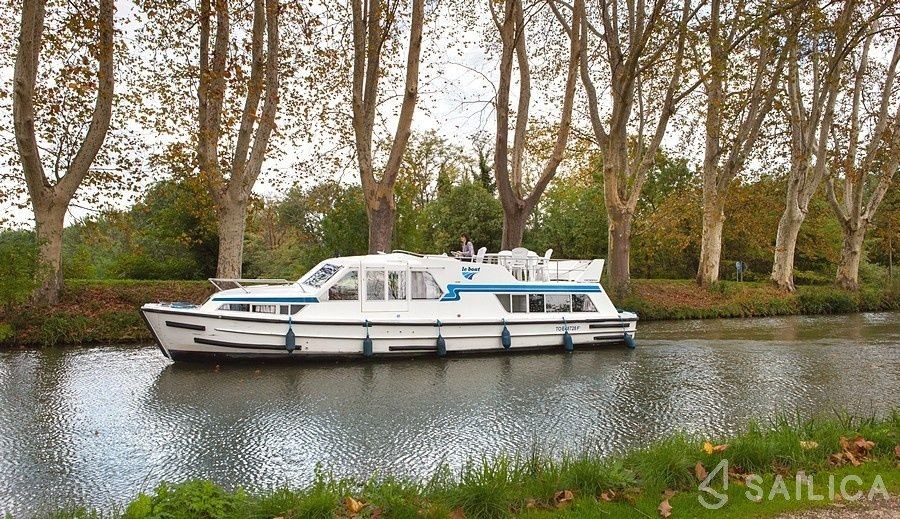 Le Boat Continentale - Yacht Charter Sailica