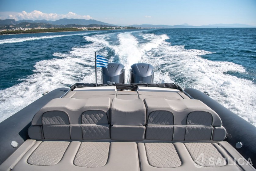 Scorpion Seafarer 36 - Yacht Charter Sailica