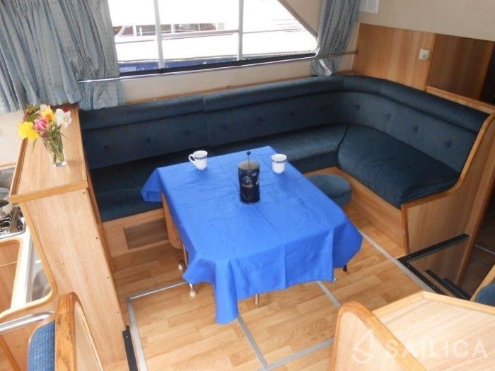 Le Boat Crusader - Yacht Charter Sailica