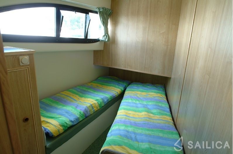 Le Boat Elegance - Yacht Charter Sailica