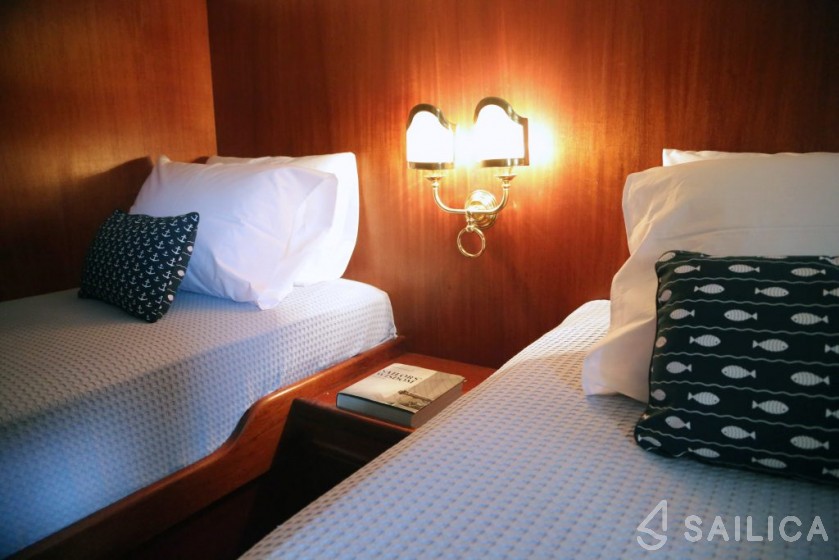Motoryacht - Yacht Charter Sailica