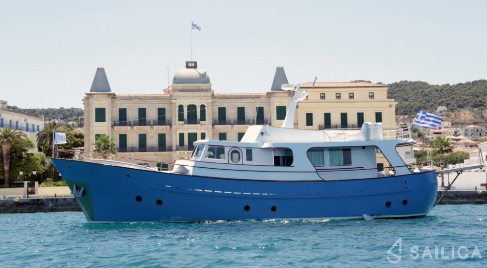Motoryacht - Yacht Charter Sailica