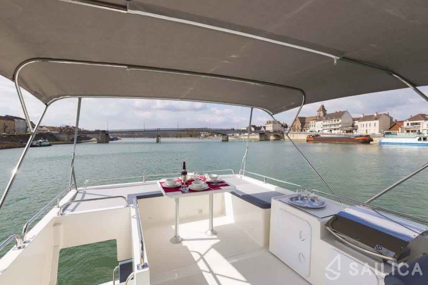 Le Boat Horizon 1 - Yacht Charter Sailica