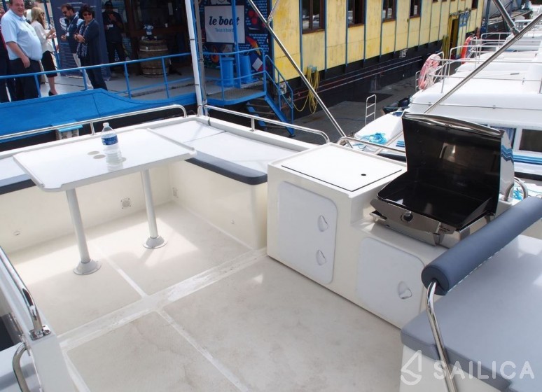 Le Boat Horizon 1 - Yacht Charter Sailica