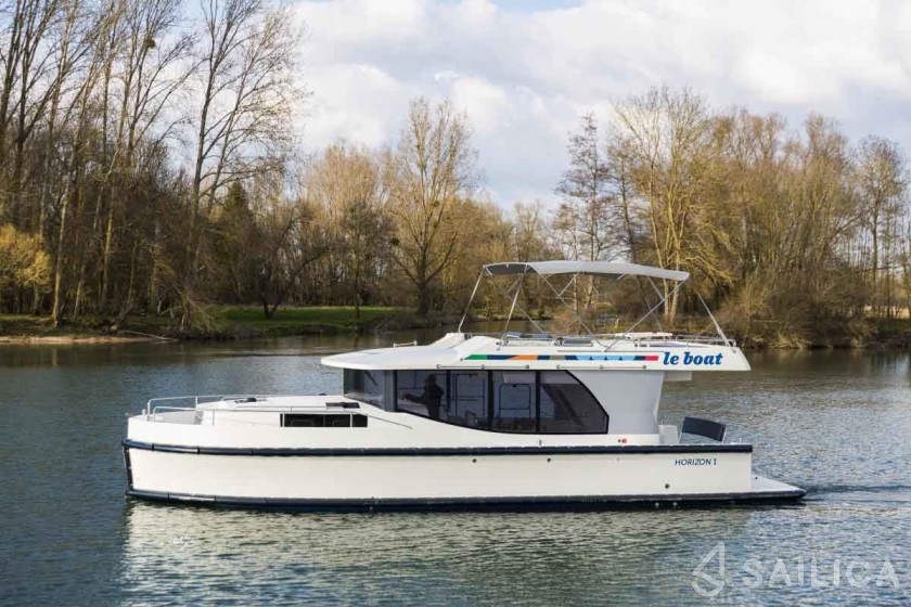 Le Boat Horizon 2 - Yacht Charter Sailica