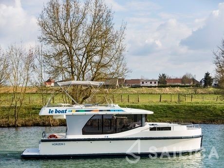 Le Boat Horizon 2 - Yacht Charter Sailica