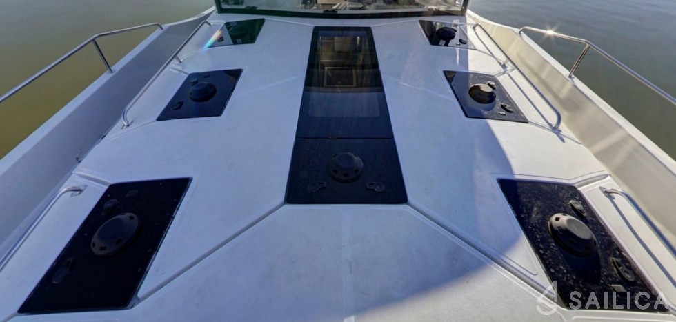 Le Boat Horizon 4 - Yacht Charter Sailica