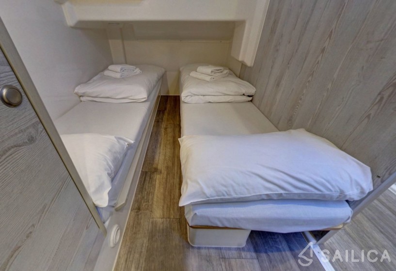 Le Boat Horizon 4 - Yacht Charter Sailica