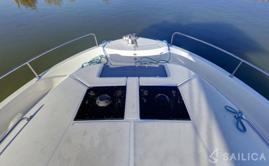 Le Boat Horizon 4 - Yacht Charter Sailica