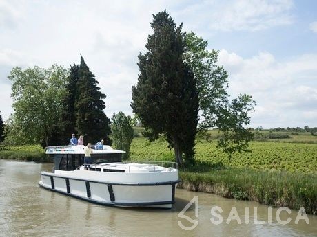 Le Boat Horizon 4 - Yacht Charter Sailica