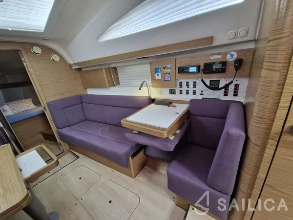 Elan 40 Impression - Yacht Charter Sailica