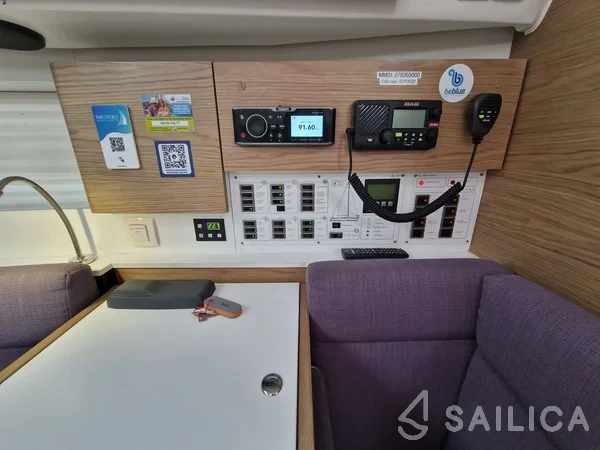 Elan 40 Impression - Yacht Charter Sailica