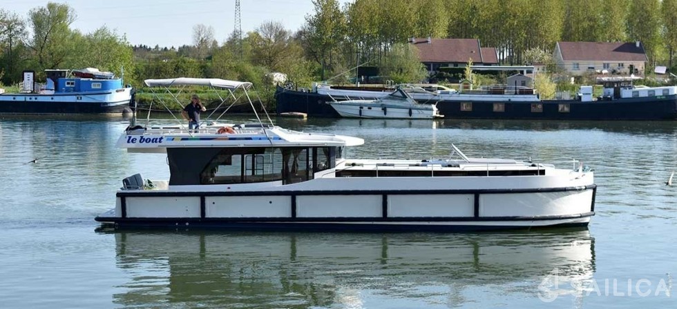 Le Boat Horizon 5 - Yacht Charter Sailica