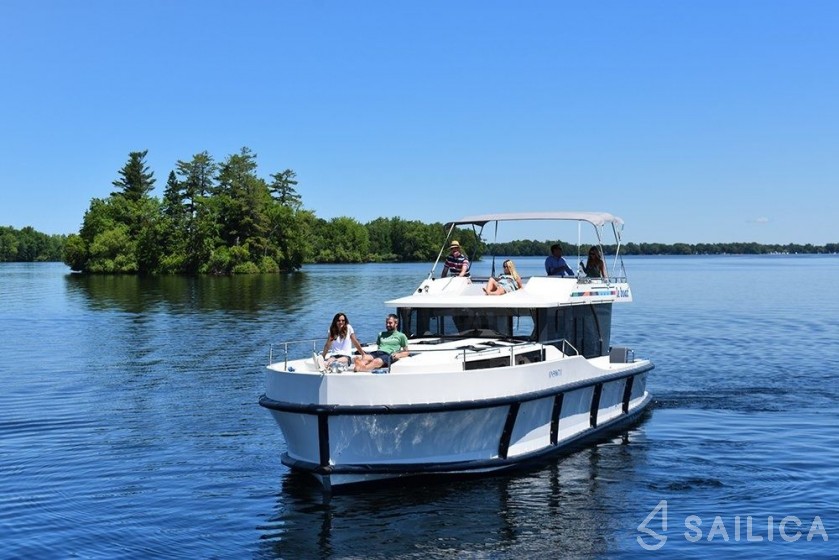 Le Boat Horizon 5 - Yacht Charter Sailica