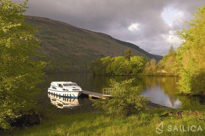 Le Boat Magnifique - Yacht Charter Sailica