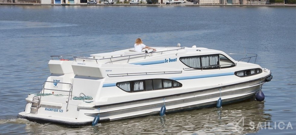 Le Boat Magnifique - Yacht Charter Sailica