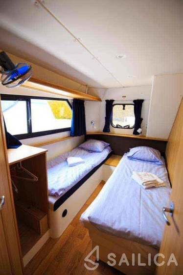 Le Boat Mystique - Yacht Charter Sailica