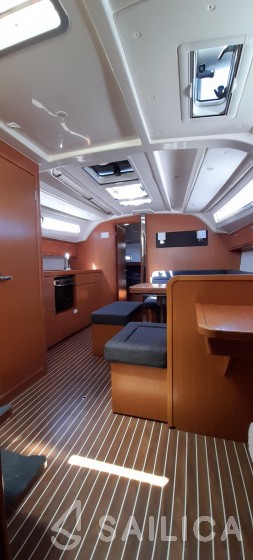 Bavaria 41 Cruiser - Yacht Charter Sailica