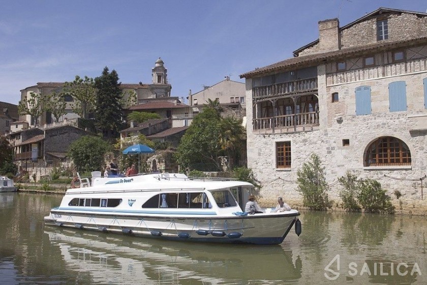 Le Boat Salsa A - Yacht Charter Sailica