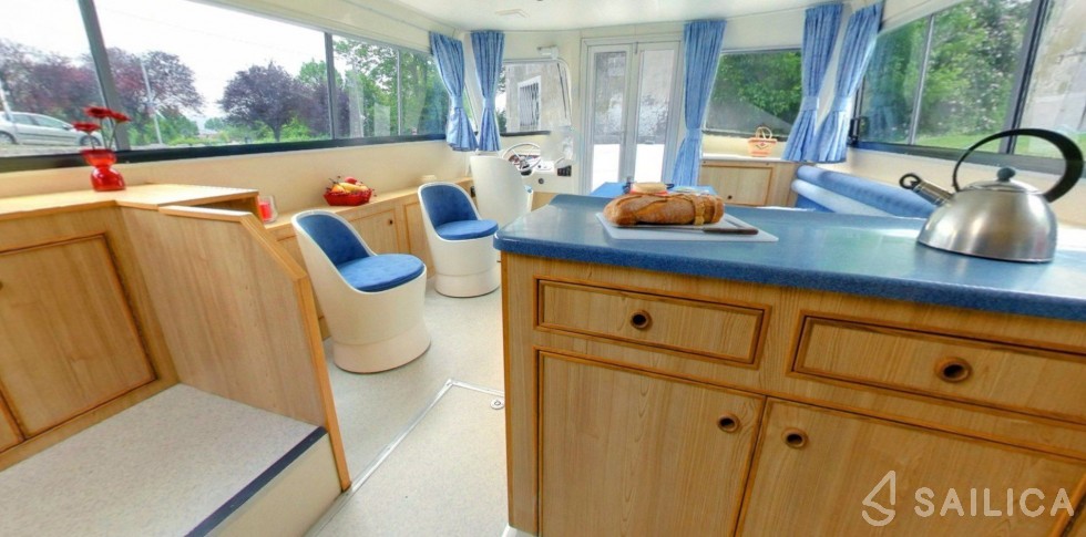 Le Boat Salsa A - Yacht Charter Sailica