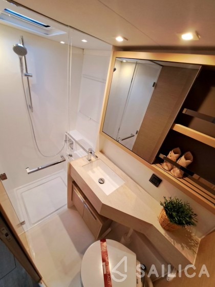 Lagoon 46  - Yacht Charter Sailica