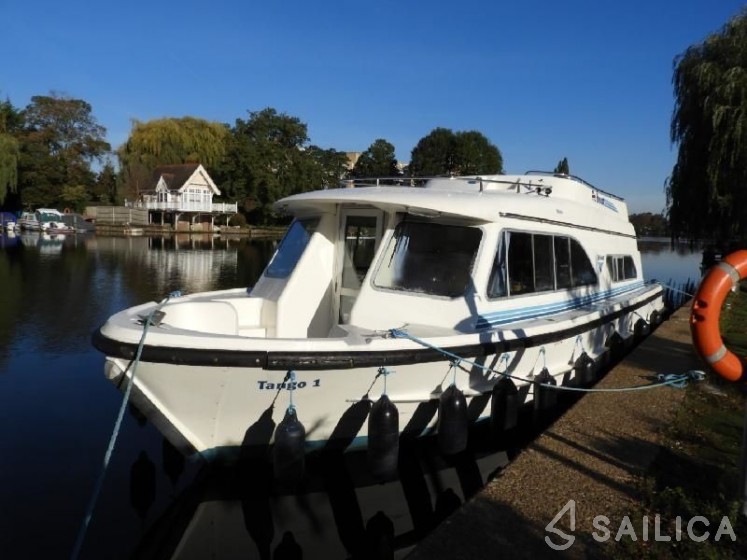 Le Boat Tango - Yacht Charter Sailica