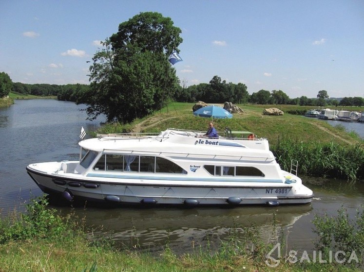 Le Boat Tango - Yacht Charter Sailica