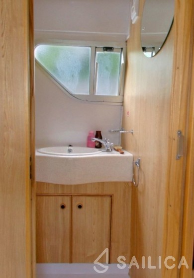 Le Boat Tango - Yacht Charter Sailica