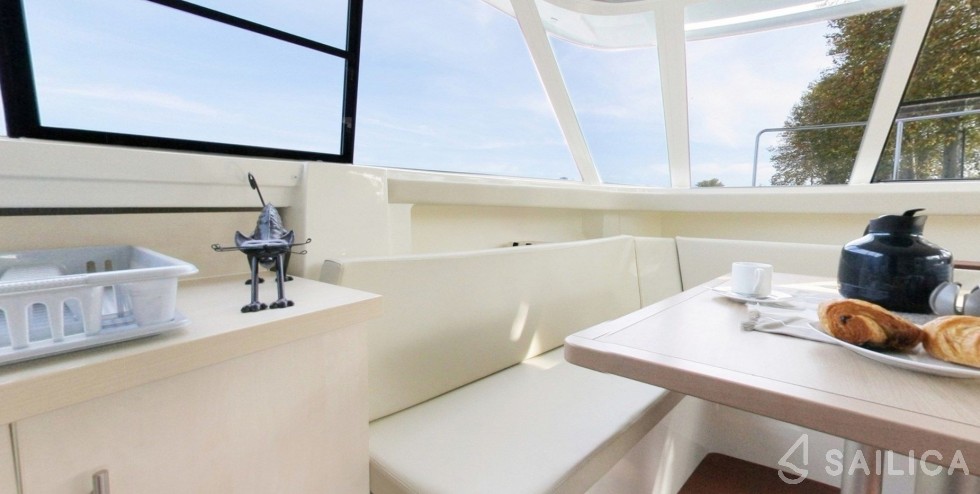 Le Boat Vision 3 - Yacht Charter Sailica