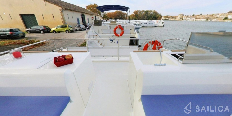 Le Boat Vision 4 - Yacht Charter Sailica