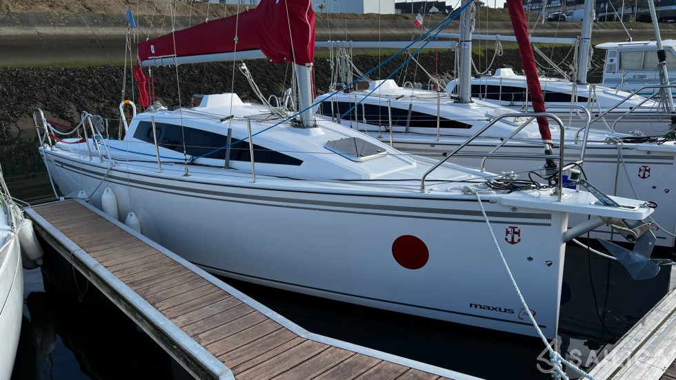 Maxus 26 Standard - Yacht Charter Sailica