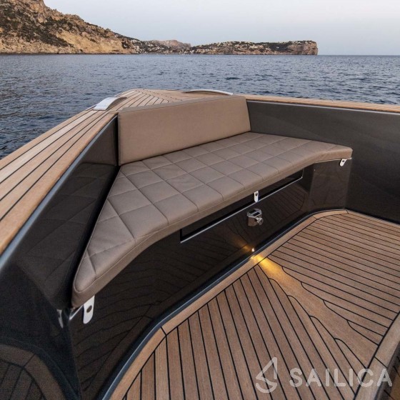 Pardo 50 - Yacht Charter Sailica