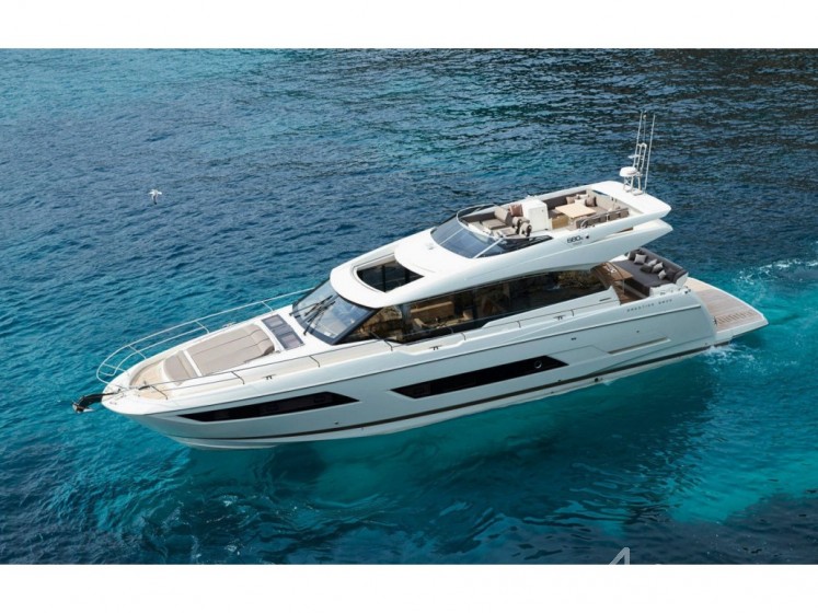 Prestige 680 Fly - Yacht Charter Sailica