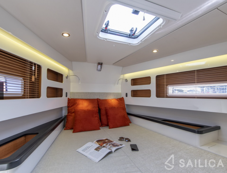 RM 1180 - Yacht Charter Sailica