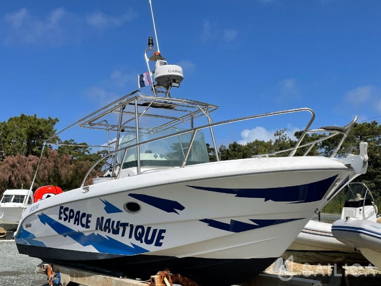 Sessa Key Largo 25 - Yacht Charter Sailica
