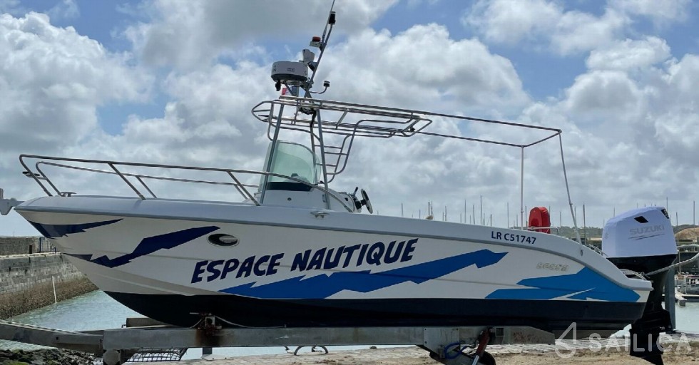 Sessa Key Largo 25 - Yacht Charter Sailica