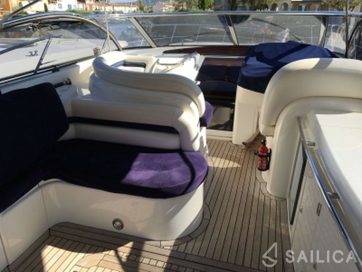 Camargue 50 - Yacht Charter Sailica