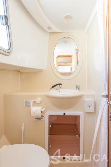 Pénichette 1020 - Yacht Charter Sailica