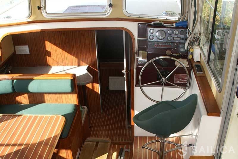 Pénichette 1165 - Yacht Charter Sailica