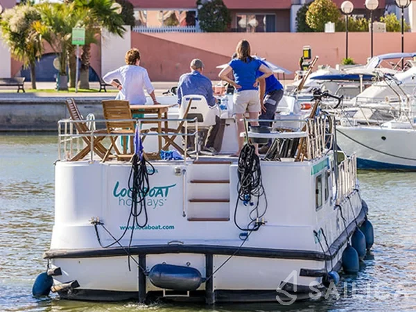 Pénichette 1500FB - Yacht Charter Sailica