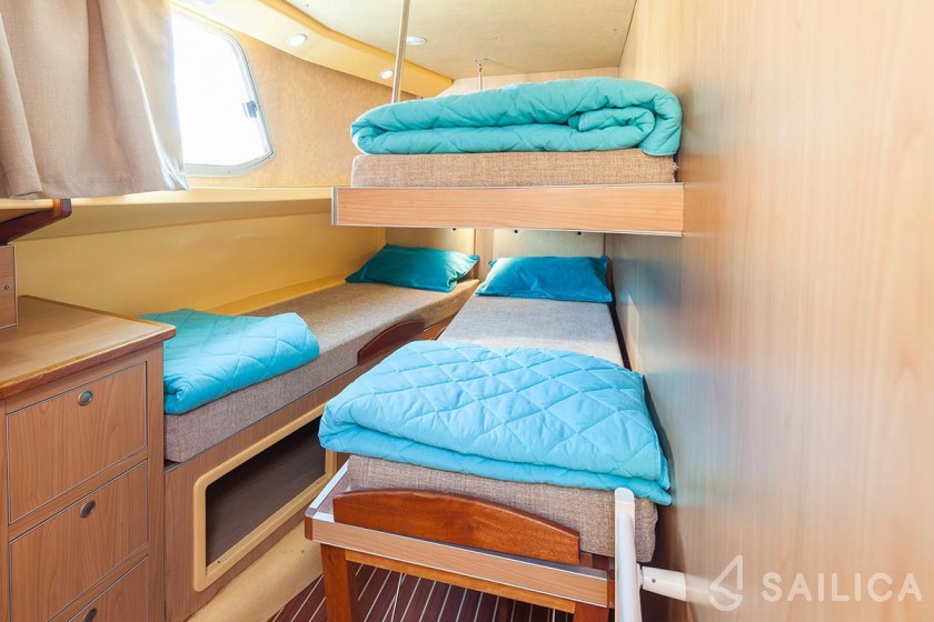 Pénichette 1500FB - Yacht Charter Sailica